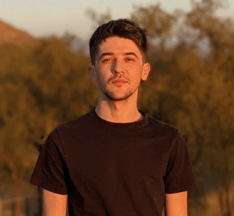 AirTrackBot’s Journey from Zero to 2M Users and $8K/Month