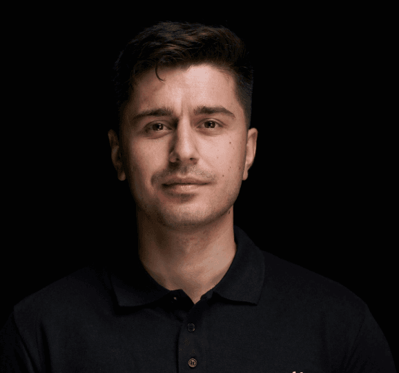 How Bluedot Earns $3K Monthly Automating Google Meet Notes