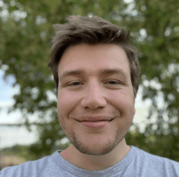 Kevin Sahin and Pierre de Wouf